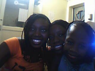 m cest moi coumba ma cousine et ma meilleure amie khady